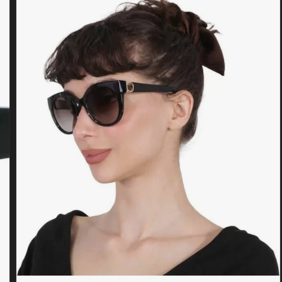 Salvatore Ferragamo SF1031S-001 53mm - Picture 2 of 12